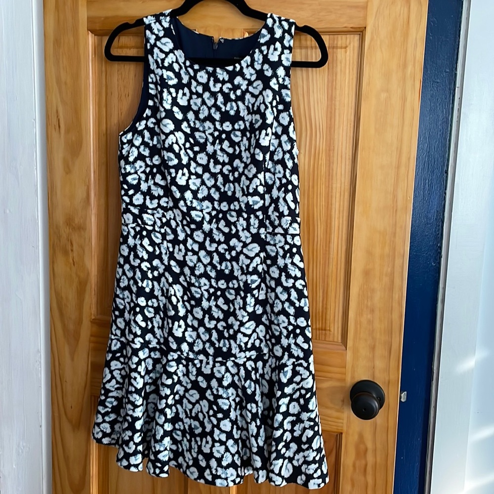 🆕 Banana Republic Print Dress in blue
